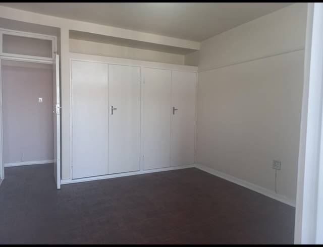 1.5 BEDROOM APARTMENT FOR SALE IN DURBAN CENTRAL
